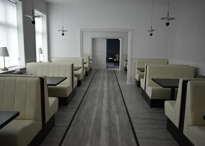 Videbaek Hotel فندق